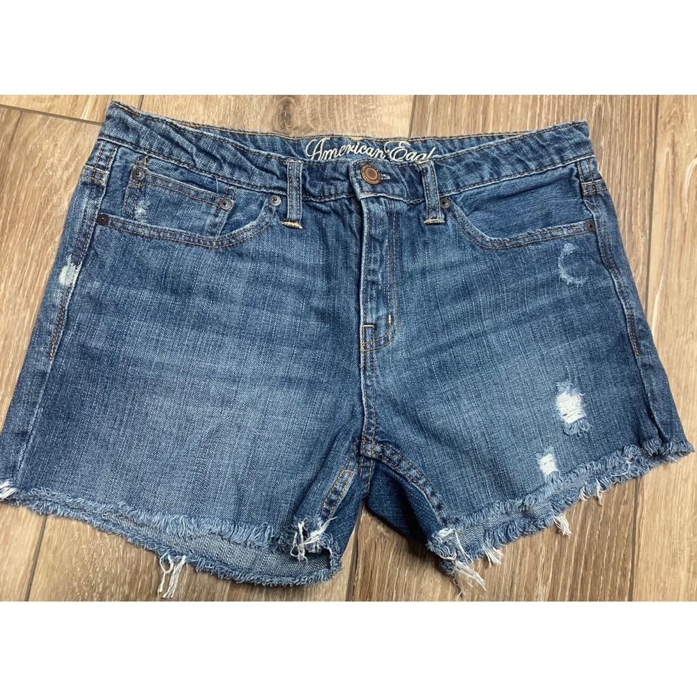Women's American Eagle Shorts Size 10